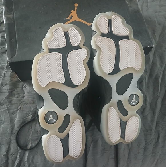 Jordan 6 Rings - Picture 7 of 7